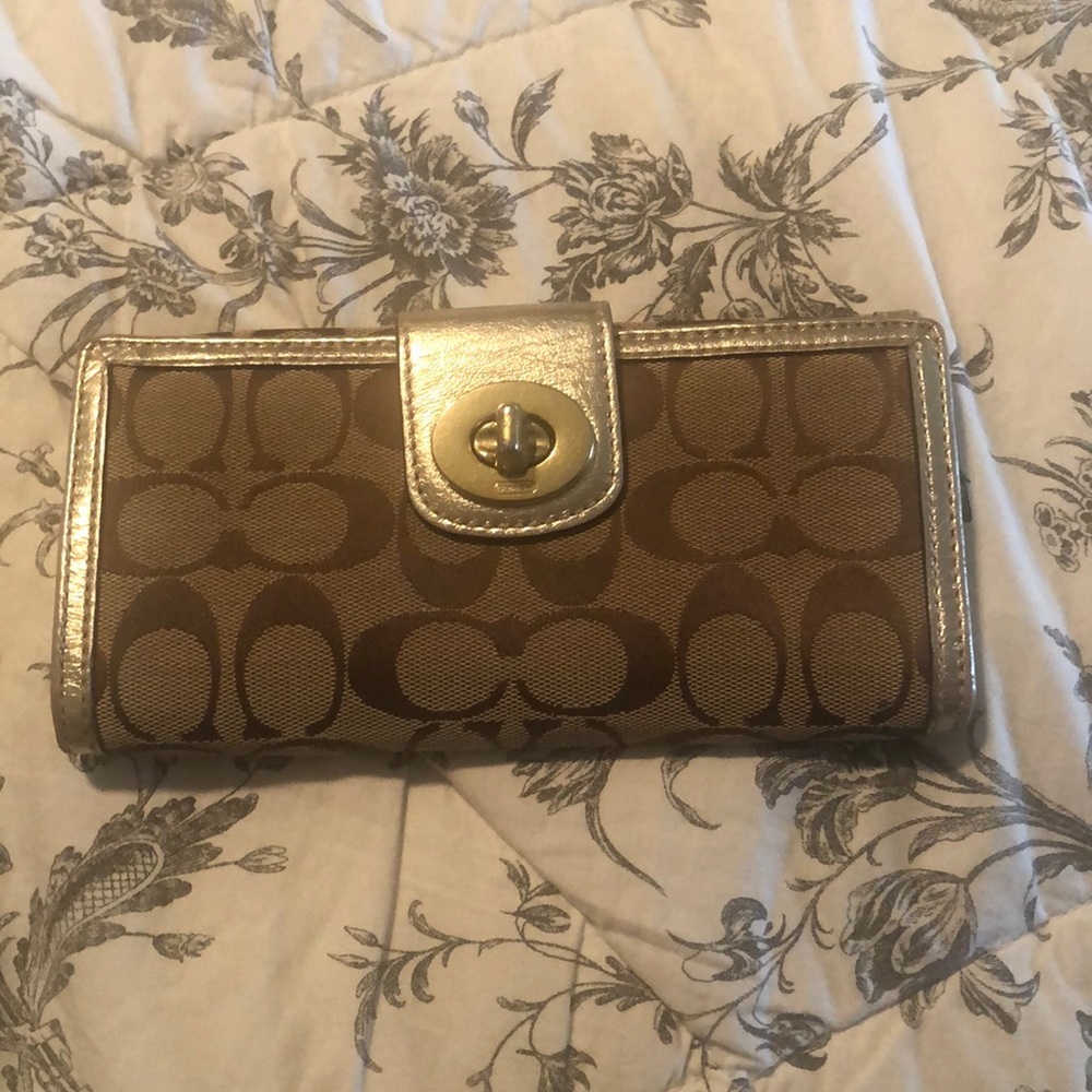 Women’s wallet